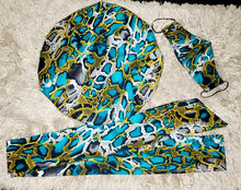 Load image into Gallery viewer, African Print Bonnet Set/ Turquoise