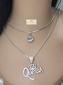 Queen Pendant Necklace